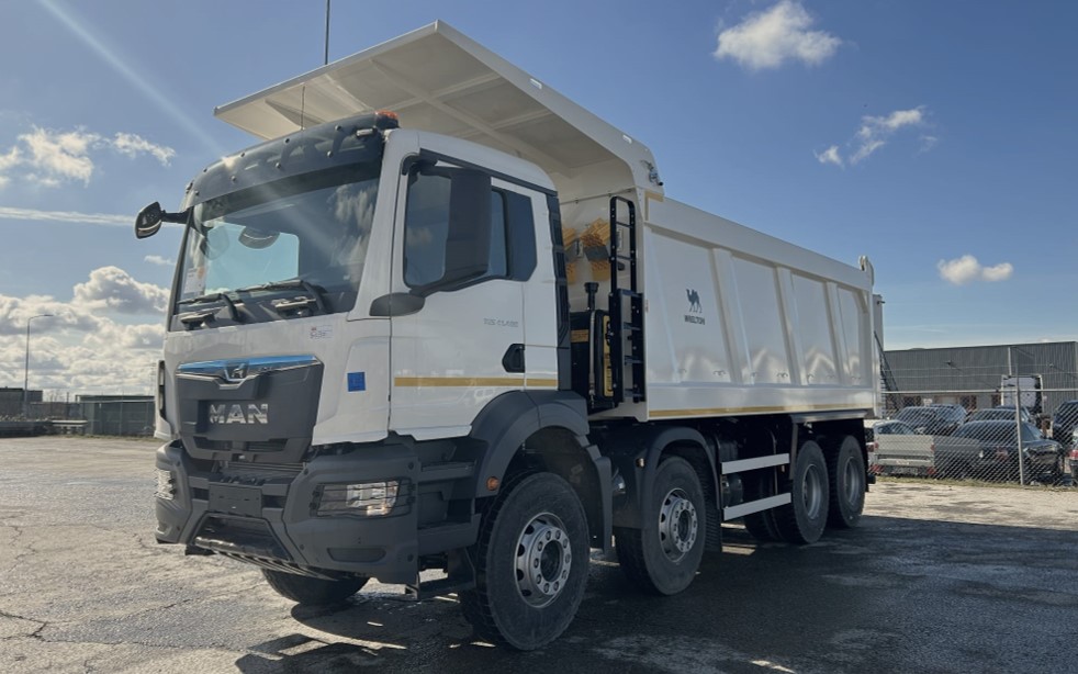 TGS 41.400 8X4 BB CH – TIPPER TRUCK 1