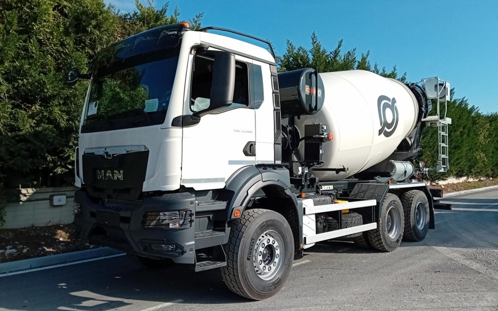 TGS 33.360 6x4 BB CH - Mixer truck CIFA 1