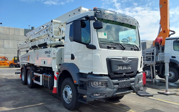 TGS 33.4006X4 BB CH - Concrete Pump Cifa K36L 2