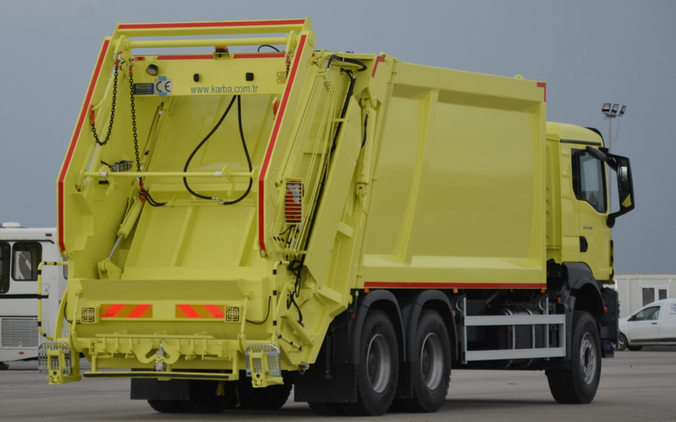 TGS 33.360 6X4 BB CH - GARBAGE COMPACTOR 4