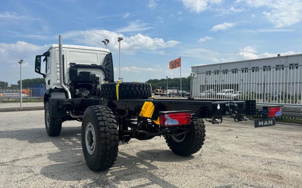 TGM 18.250 4x4 BB CH 4