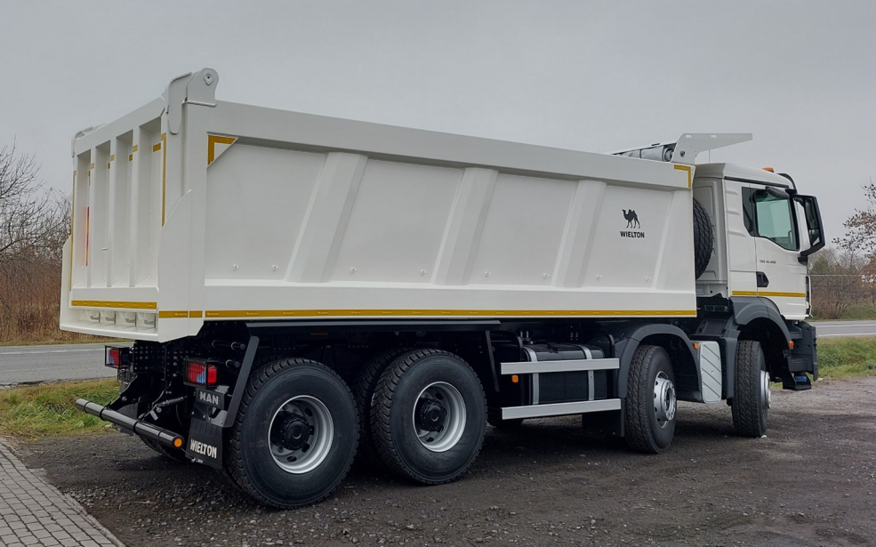 TGS 41.400 8x4 BB CH - WIELTON REAR TIPPER 21 M³ 4