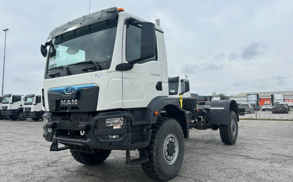 TGM 18.250 4x4 BB CH 2